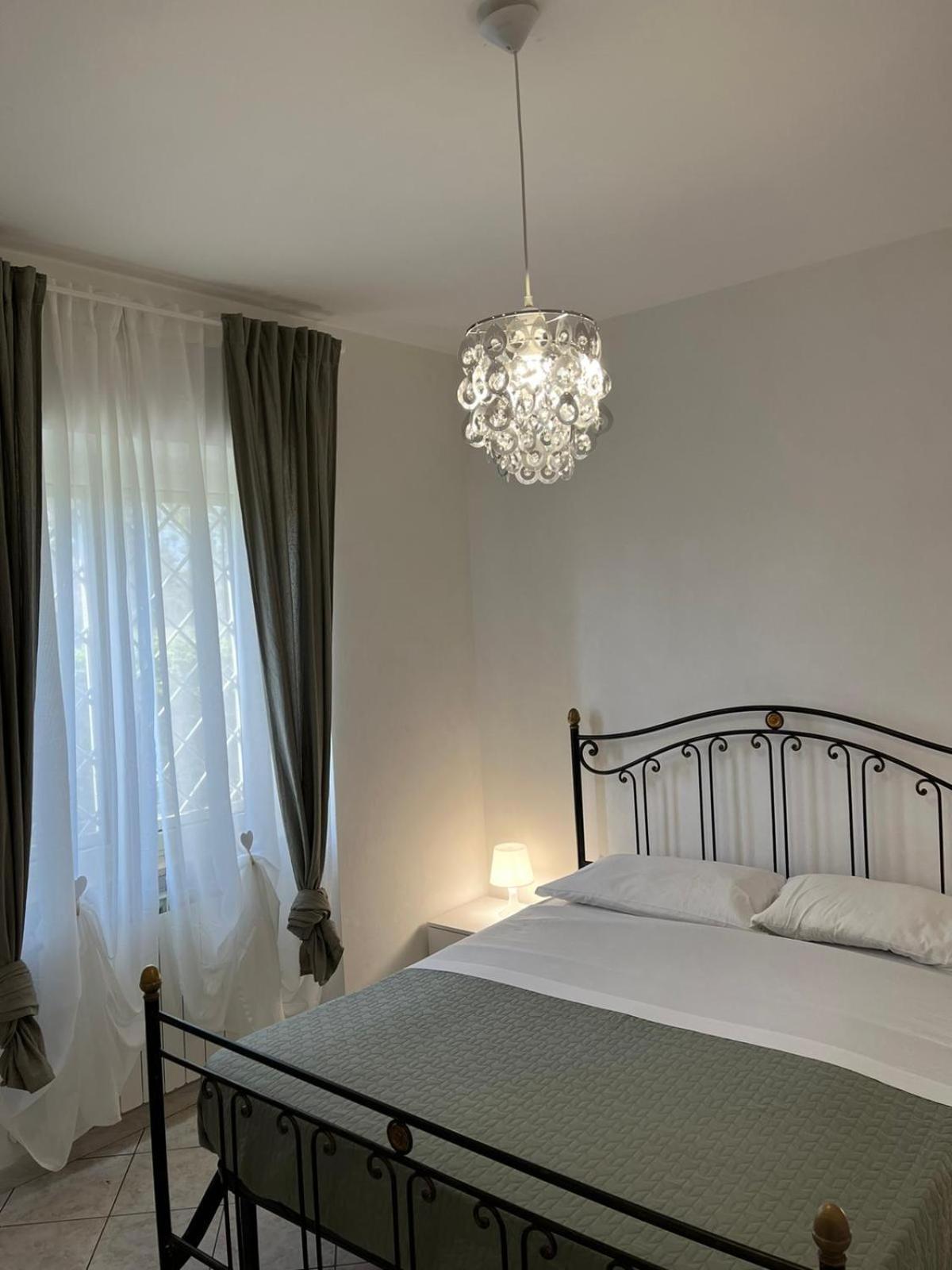 Lizzies Hus Lägenhet Fiumicino Exteriör bild